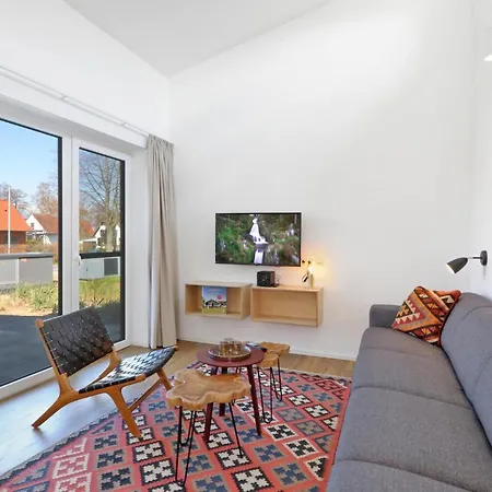 Stunning In Lembruch-duemmer With Sauna Feriehus *