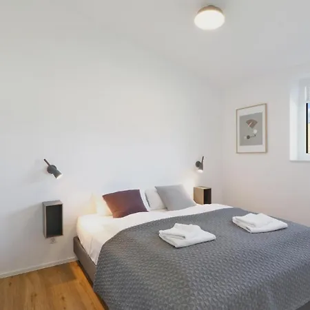 Stunning In Lembruch-duemmer With Sauna Feriehus *